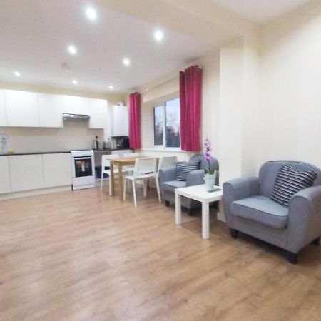 Apple Garden A-3 Apartment London Ngoại thất bức ảnh